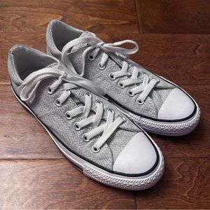 Converse Chuck Taylor All Star Madison Women Size 7 Gray Low Top Shoes Sneakers